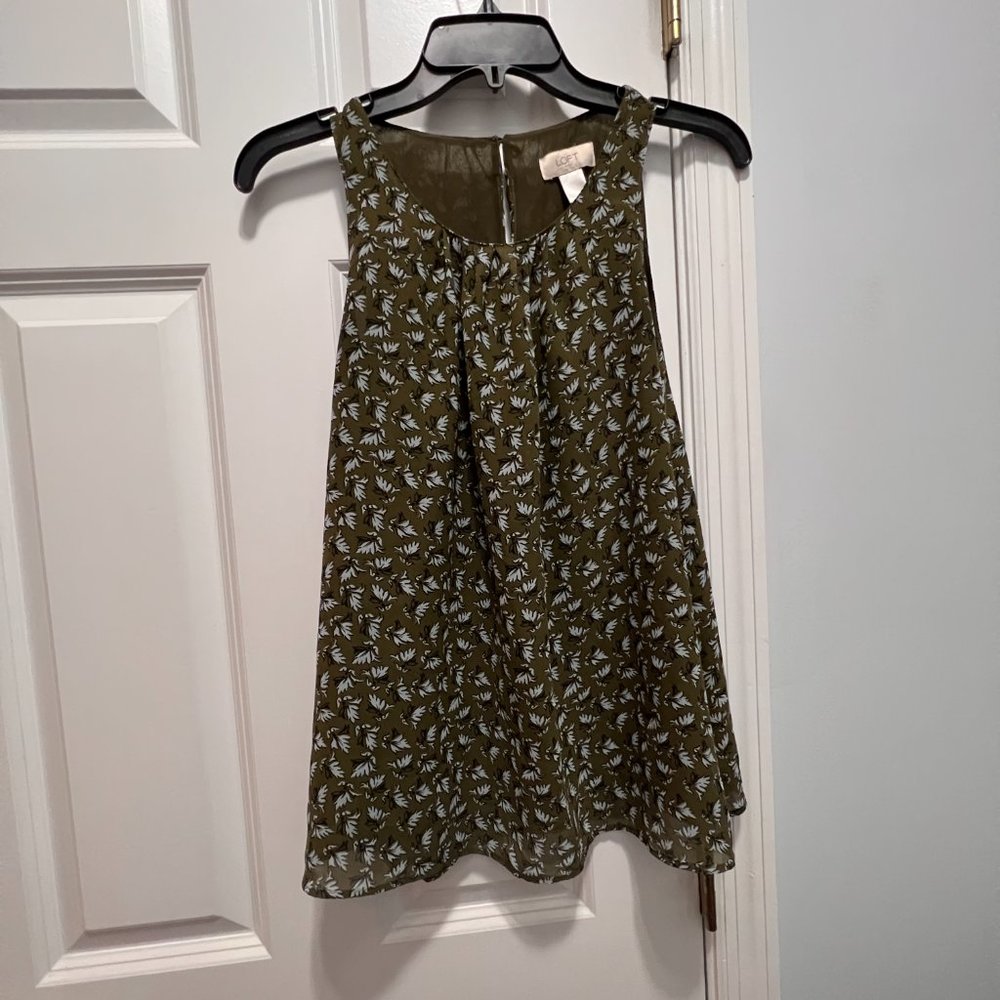 Loft size small sleeveless top